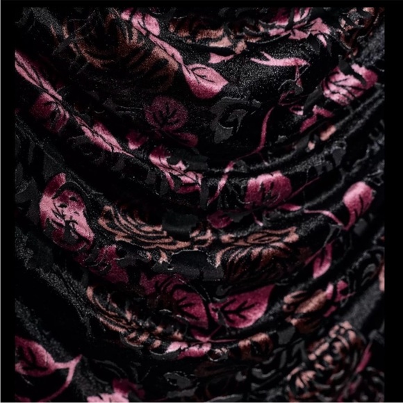 Zara floral Velvet Maxi Dress - Picture 2 of 6